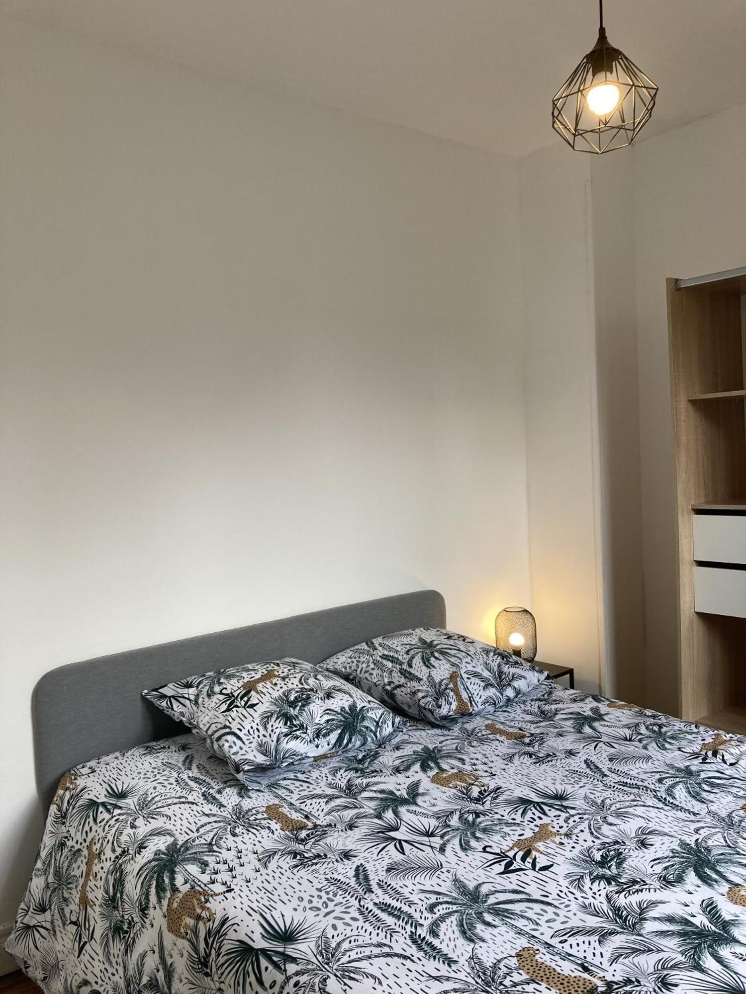 Location Appartement Des Pyrenees Borderes-sur-l'Echez الغرفة الصورة