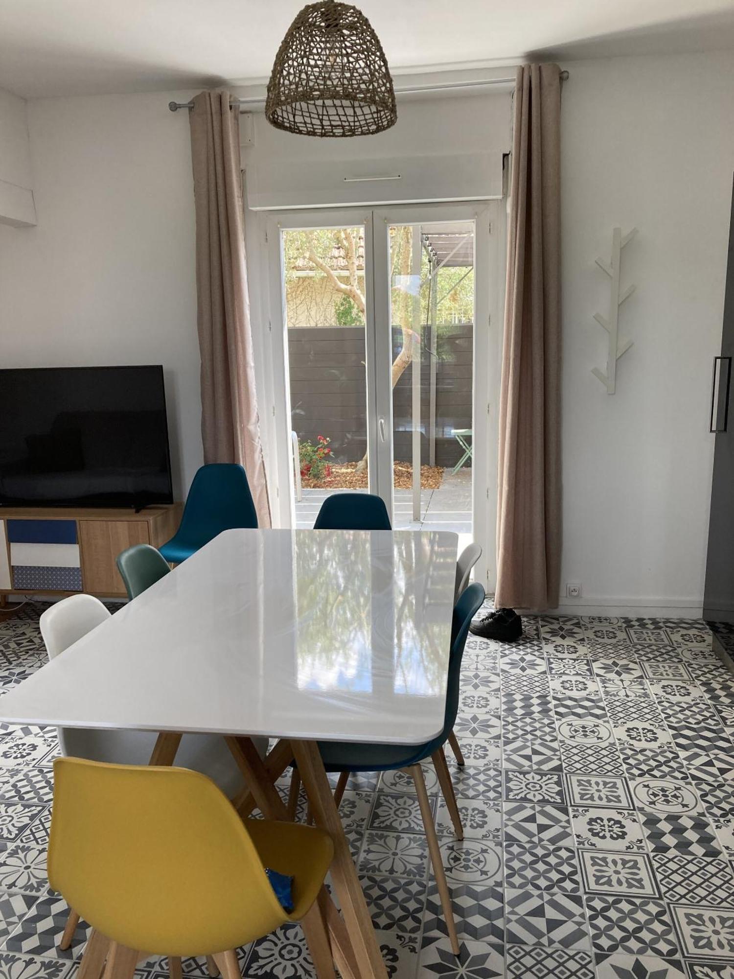 Location Appartement Des Pyrenees Borderes-sur-l'Echez الغرفة الصورة